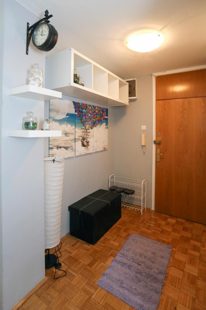 نوفي ساد Modern Apartment With Free Parking المظهر الخارجي الصورة